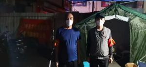 市文旅集團(tuán)一線戰(zhàn)“疫”之：黨旗飄揚(yáng)在門外，黨旗扎根在心里，53歲和35歲黨員成絕佳搭檔